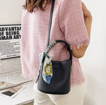 Load image into Gallery viewer, Leather Crafting kit - Spring Bag