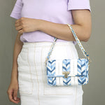 Load image into Gallery viewer, Plastic Canvas Bag Kit- V-Bag